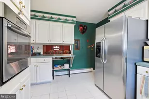 116 Highland Park Dr, Levittown, PA 19056 - Photo 13