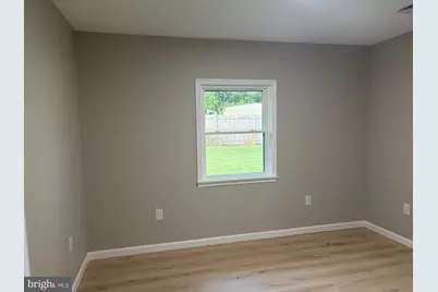 34 Mistletoe Lane, Levittown, PA 19054 - Photo 13