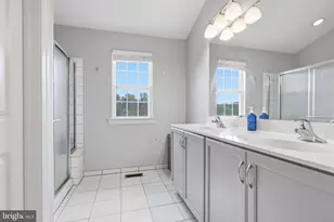 170 Saddlebrook Dr, Bensalem, PA 19020 - Photo 25