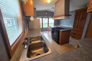 112 Conestoga Dr, Doylestown, PA 18901 - Photo 5