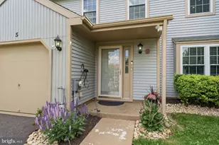 5 Locust Ln, Newtown, PA 18940 - Photo 3