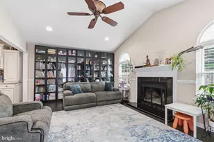 5 Locust Ln, Newtown, PA 18940 - Photo 21
