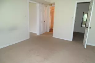 1404 Beacon Hill Dr, Southampton, PA 18966 - Photo 3