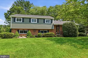 298 Hickory Rd, Yardley, PA 19067 - Photo 3