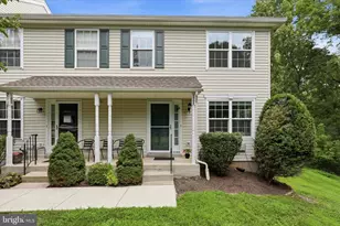 2009 Creekside Ct, Warrington, PA 18976 - Photo 1