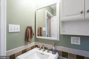 54 Mayflower Rd, Levittown, PA 19056 - Photo 13