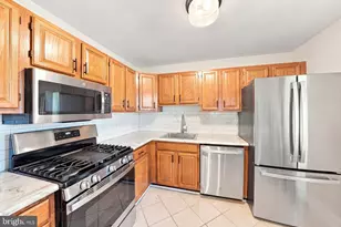 3803 Waltham Ct, Yardley, PA 19067 - Photo 9