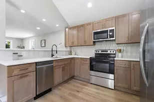 136 E Marshall Ave, Langhorne, PA 19047 - Photo 3