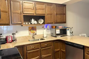 52 Oakridge Dr, Langhorne, PA 19047 - Photo 9