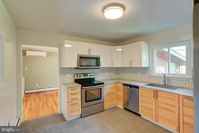 331 Hamilton Boulevard, Morrisville, PA 19067 - Photo 9