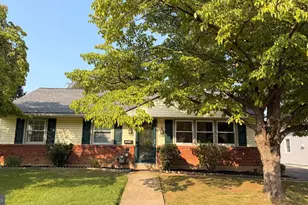 3639 Windsor Dr, Bensalem, PA 19020 - Photo 1