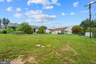 217 Suffolk Rd, Fairless Hills, PA 19030 - Photo 23