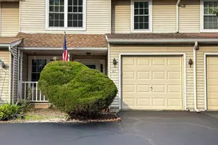 49 Cottonwood Dr, Southampton, PA 18966 - Photo 3