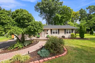 906 Big Oak Rd, Yardley, PA 19067 - Photo 3