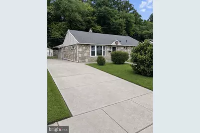 2515 Woodlawn Drive, Bristol, PA 19007 - Photo 3