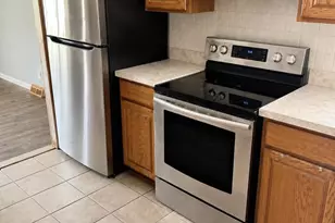 2515 Woodlawn Dr, Bristol, PA 19007 - Photo 5