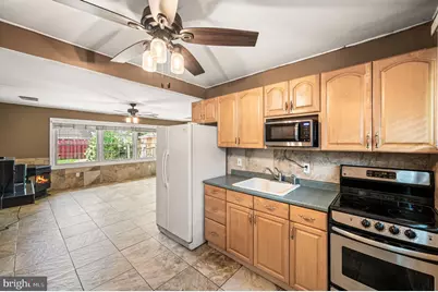 26 Inlet Road, Levittown, PA 19057 - Photo 9