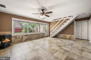 26 Inlet Rd, Levittown, PA 19057 - Photo 3