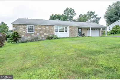 27 N Midway Avenue, Feasterville-Trevose, PA 19053 - Photo 3