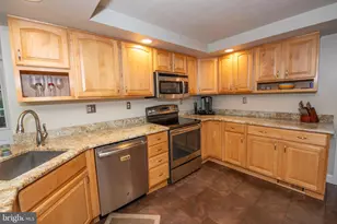 27 N Midway Ave, Feasterville-Trevose, PA 19053 - Photo 17