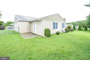 27 N Midway Ave, Feasterville-Trevose, PA 19053 - Photo 45
