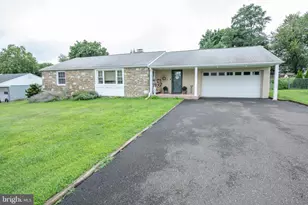 27 N Midway Ave, Feasterville-Trevose, PA 19053 - Photo 1