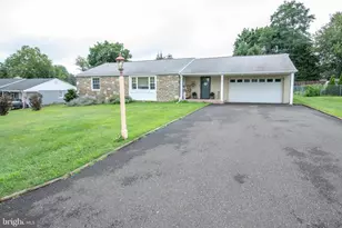 27 N Midway Ave, Feasterville-Trevose, PA 19053 - Photo 5