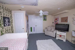 27 N Midway Ave, Feasterville-Trevose, PA 19053 - Photo 37