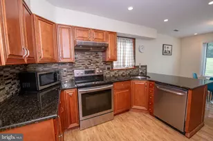 744 Newbury Ct, Southampton, PA 18966 - Photo 9