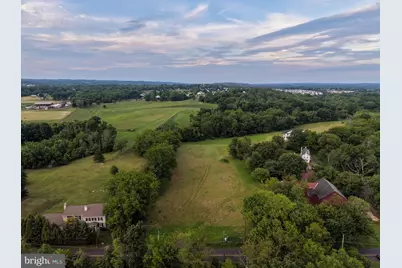 9 Barry Road, Chalfont, PA 18914 - Photo 9