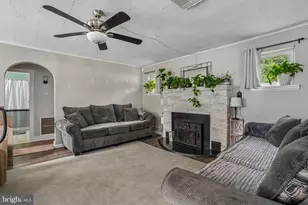 4640 Magnolia Ave, Feasterville-Trevose, PA 19053 - Photo 5