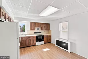 115 S 4th St, Perkasie, PA 18944 - Photo 25