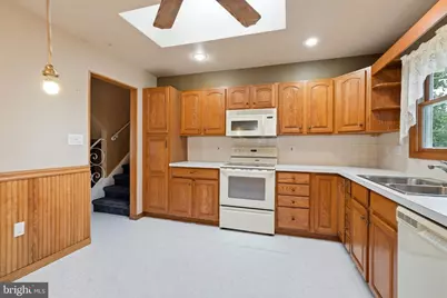 131 Louise Drive, Morrisville, PA 19067 - Photo 11