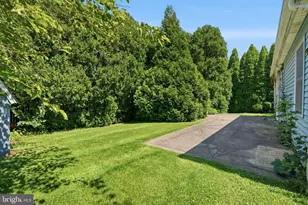 513 Stanford Rd, Fairless Hills, PA 19030 - Photo 35