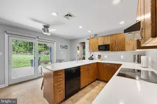 157 Chestnut Valley Dr, Doylestown, PA 18901 - Photo 15