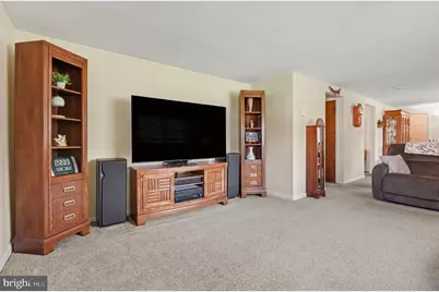215 Maple Street, Warminster, PA 18974 - Photo 9