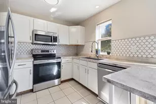 163 Strawberry Ln, Perkasie, PA 18944 - Photo 11