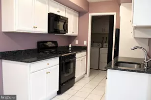 316 Valley Forge Ct, Warminster, PA 18974 - Photo 5