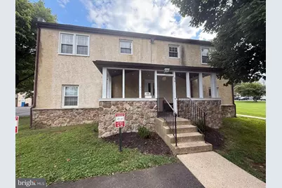 50 Walnut Ave #2B, Newtown, PA 18940 - Photo 1