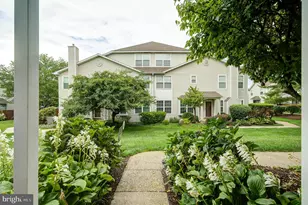 8006 Spruce Mill Dr, Yardley, PA 19067 - Photo 3