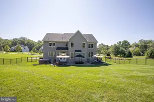 2 Oxford Ln, Doylestown, PA 18901 - Photo 5