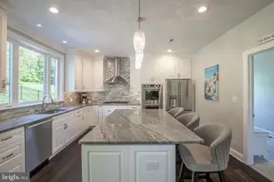 2 Oxford Ln, Doylestown, PA 18901 - Photo 27