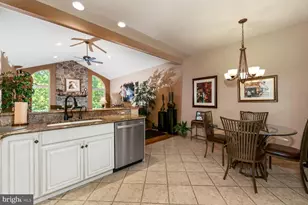 38 Shady Brook Dr, Langhorne, PA 19047 - Photo 5
