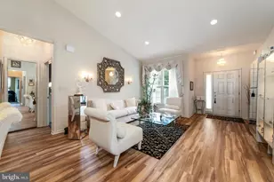 38 Shady Brook Dr, Langhorne, PA 19047 - Photo 5