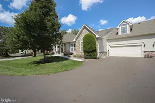 38 Shady Brook Dr, Langhorne, PA 19047 - Photo 33