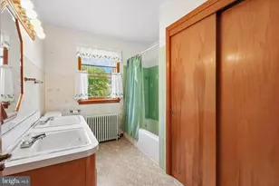 121 Eagle Rd, Newtown, PA 18940 - Photo 15