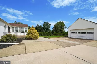 121 Eagle Road, Newtown, PA 18940 - Photo 23