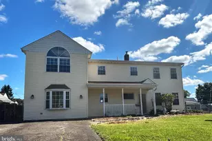 103 Holly Dr, Levittown, PA 19055 - Photo 1