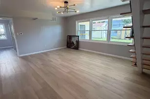 103 Holly Dr, Levittown, PA 19055 - Photo 13