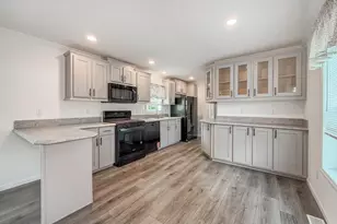 20 Kennedy Dr, Fairless Hills, PA 19030 - Photo 3